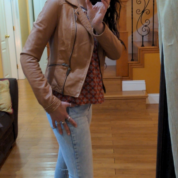 American Rag brown soft leather jacket - Picture 2 of 9